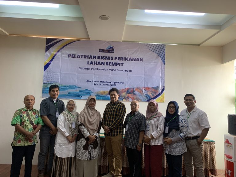 Pembekalan Masa Purna Bakti Menuju Pensiun yang Bahagia dan Sukses Mulia dengan tema Bisnis Perikanan Lahan Sempit Selama 4 hari Pelatihan dan Kunjungan