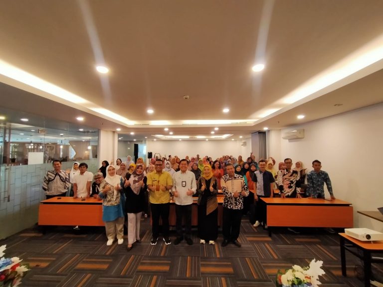 Pelatihan Story Telling untuk Guru "Menjadi Guru Inspiratif dengan Teknik Story Telling