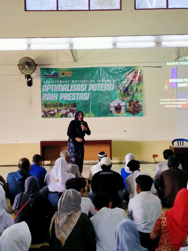 Pelatihan Optimalisasi Potensi  di SMP 4 Sleman